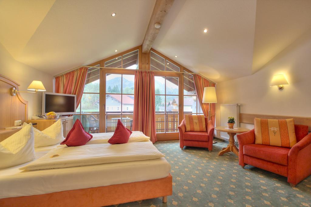 Landhotel Berghof Bad Hindelang Oda fotoğraf